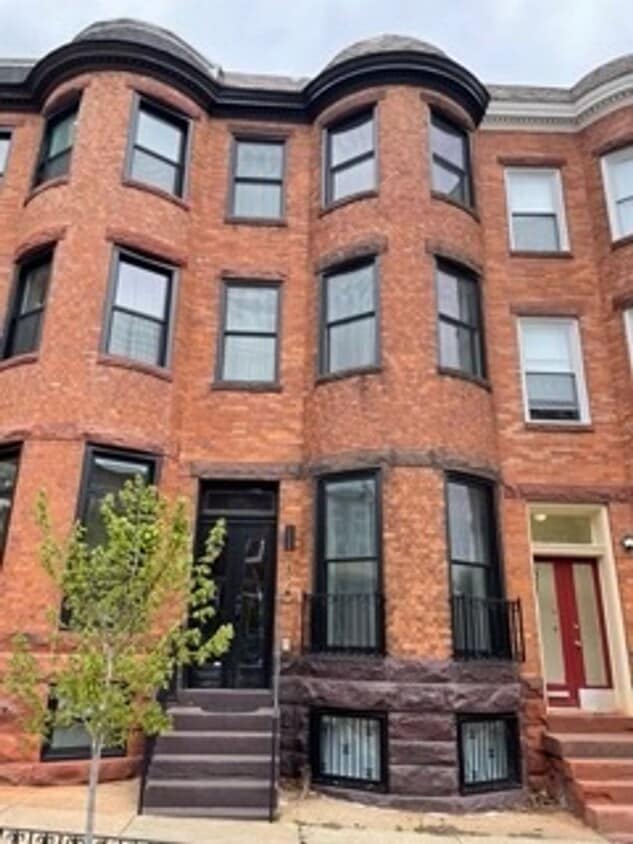 Primary Photo - Three Bedroom - Three Story Reservoir Hill...