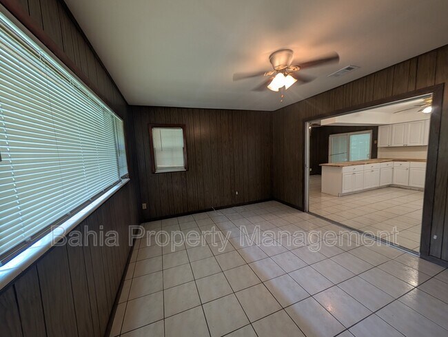 Foto del edificio - 2907 Sam Hicks Rd