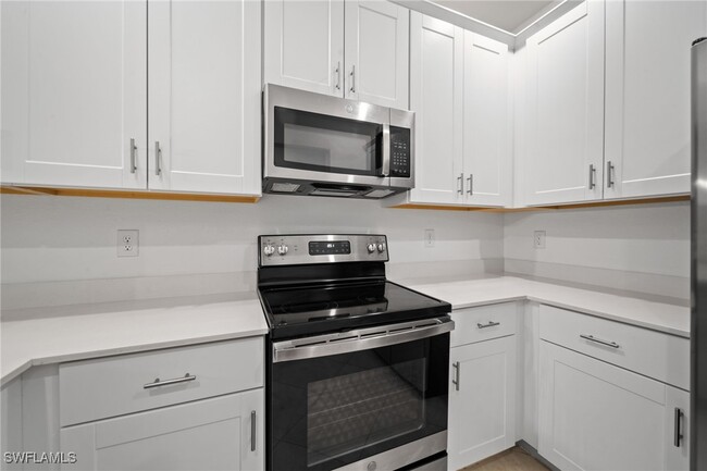 Building Photo - 2878 Blossom Wy