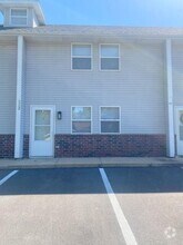 Building Photo - 592 Knox Ave