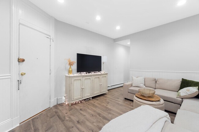 Foto del edificio - 723 Willow Ave