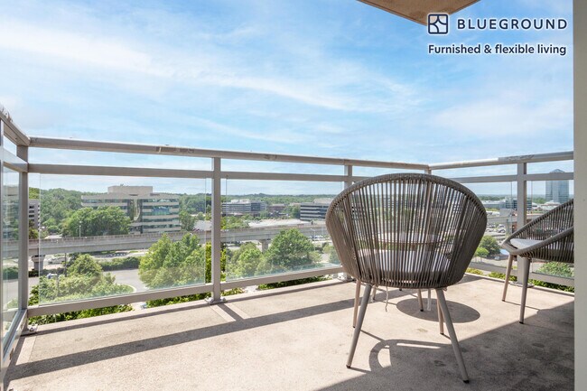 Foto del edificio - 8421 Broad St