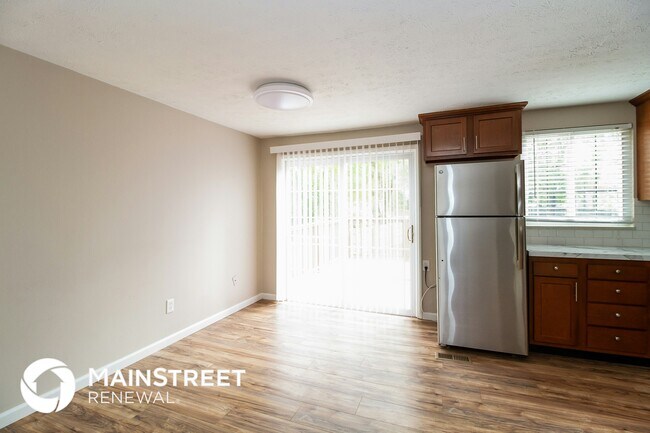 Foto del edificio - 4504 Lunenburg Dr