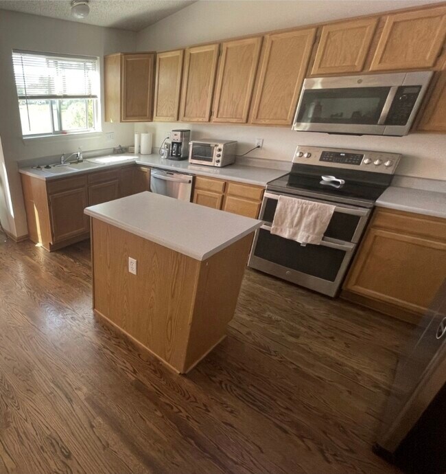 Foto del edificio - 9294 Weeping Willow Pl