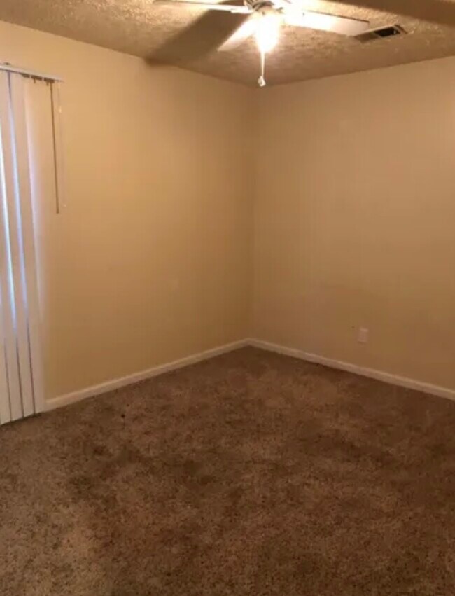 Foto del edificio - 1163 Rappahannock Dr