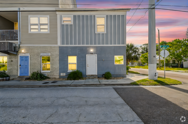 Building Photo - 720 S 22nd St