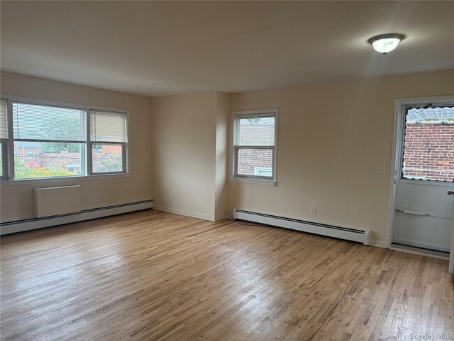 Building Photo - 61-26-61164 164th St