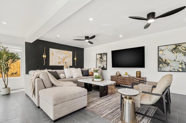 Foto del edificio - 650 69th Ave S