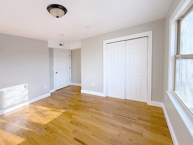 Foto del edificio - 381 Communipaw Ave