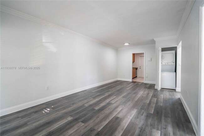 Foto del edificio - 7925 Hawthorne Ave