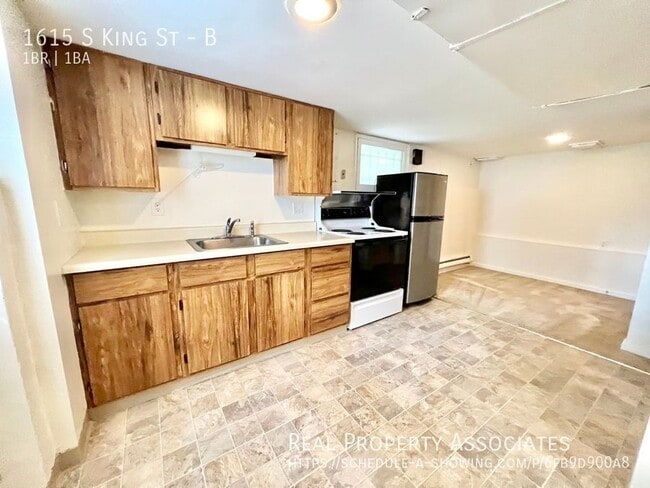 Photo - 1615 S King St Apartment