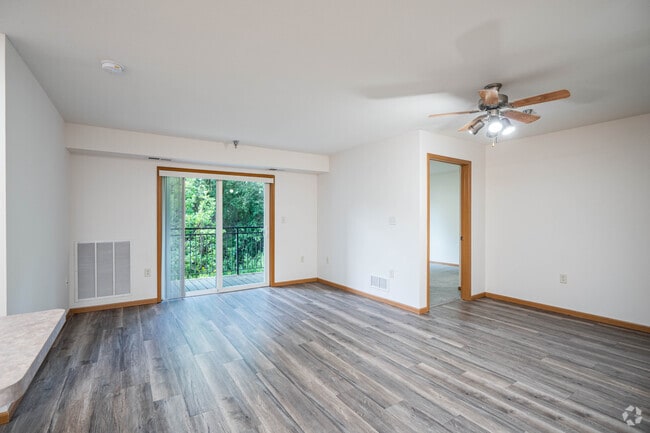 Interior Photo - Palomino East