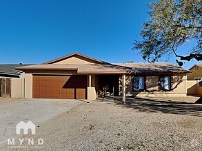 Building Photo - 5029 N 71st Ave