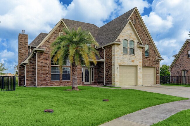 Foto del edificio - 303 Twin Timbers Ln