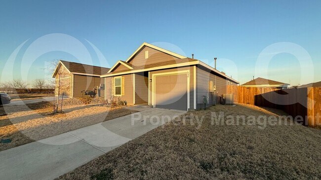 Building Photo - 5924 Nyquist Wy