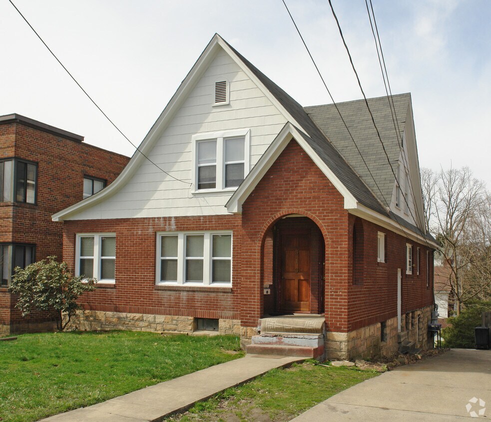 Building Photo - 516 Woodlawn Ave