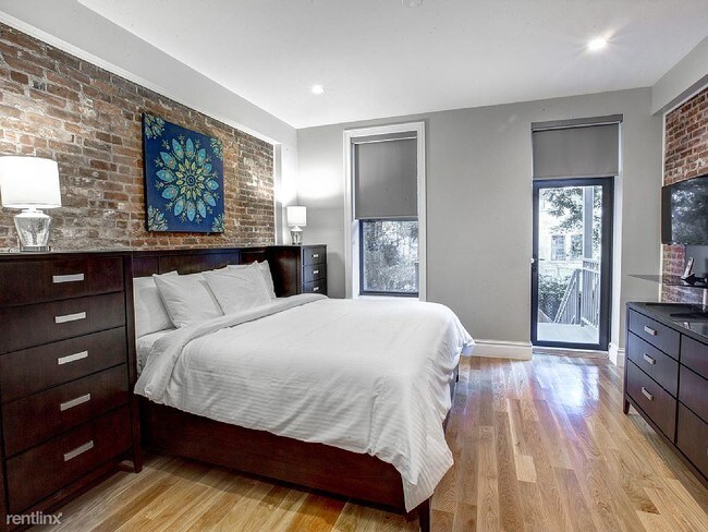 Foto del edificio - 214 N Chelsea Ave