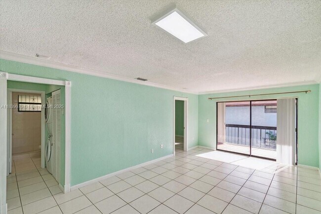 Foto del edificio - 6283 W 24th Ave