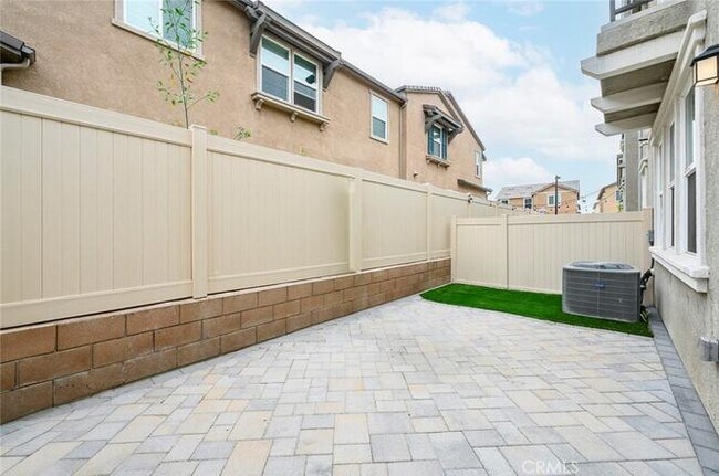 Building Photo - 1747 Franklin Tree Pl