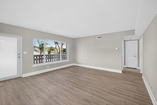 Foto del edificio - 624 Southwind Cir