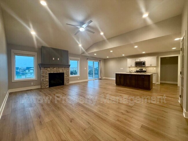 Foto del edificio - 7810 Patrick Ave