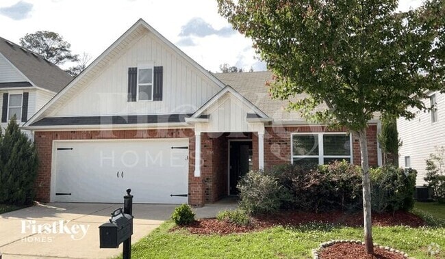 Building Photo - 4631 Woodford Cir
