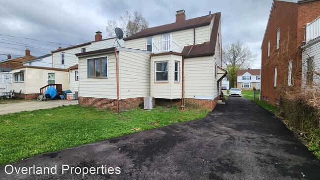 Building Photo - 3 br, 1.5 bath House - 4433 Silsby Rd