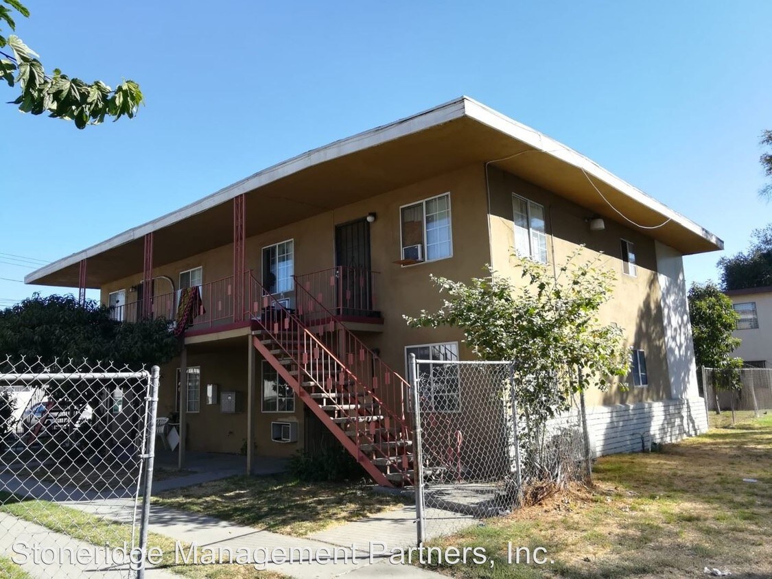 Primary Photo - 1023 W 8th St