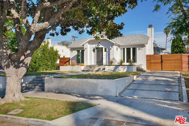 Foto del edificio - 564 N Arden Blvd