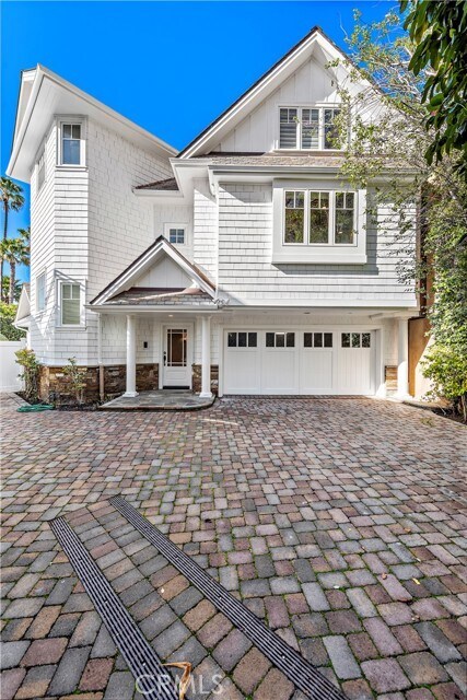 Primary Photo - 2340 Bayside Dr