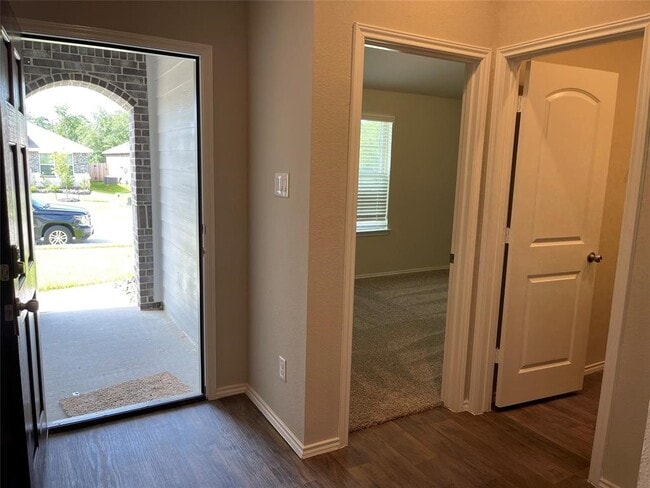 Building Photo - 13872 Rock Island Trl