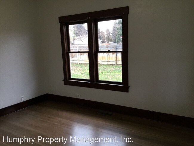Foto del edificio - 3 br, 1.5 bath House - 5700 N. Garrett St.