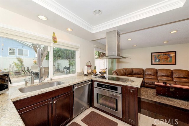 Building Photo - 34 Meadowgrass