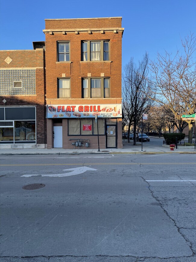 2200 W Taylor St Unit 2 Third Floor, Chicago, IL 60612 Apartments