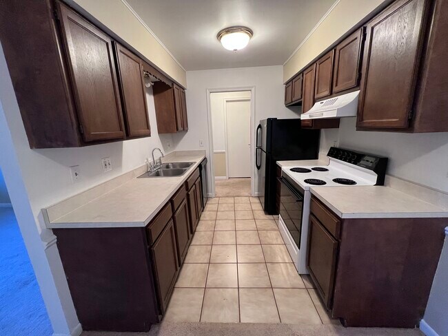 Foto del edificio - 6165 Innkeepers Ct