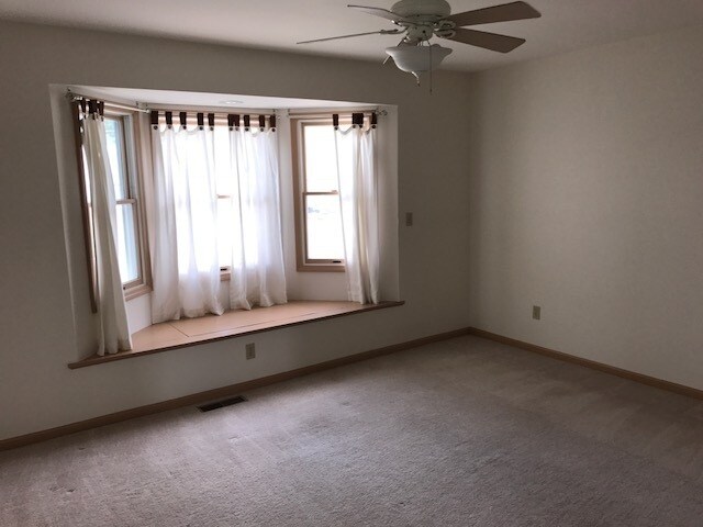 Foto del edificio - Available August 15: 3Bd, 2.5 Bath