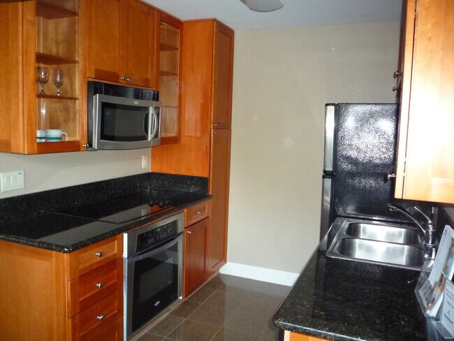 Foto del edificio - Spacious La Jolla Studio!