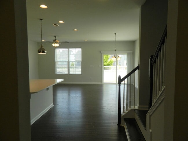 Building Photo - 1197 Little Gem Ln