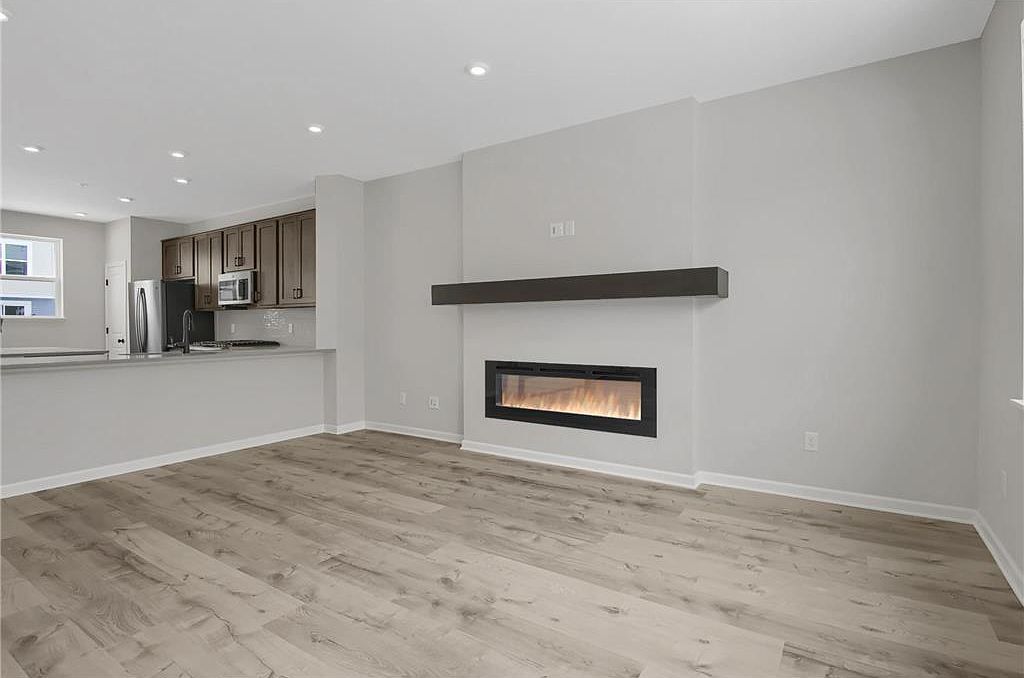 21830 136th Way, Rogers, MN 55374 Townhome Rentals in Rogers MN