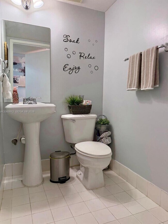 Foto del edificio - 12556 NW 11th Ln