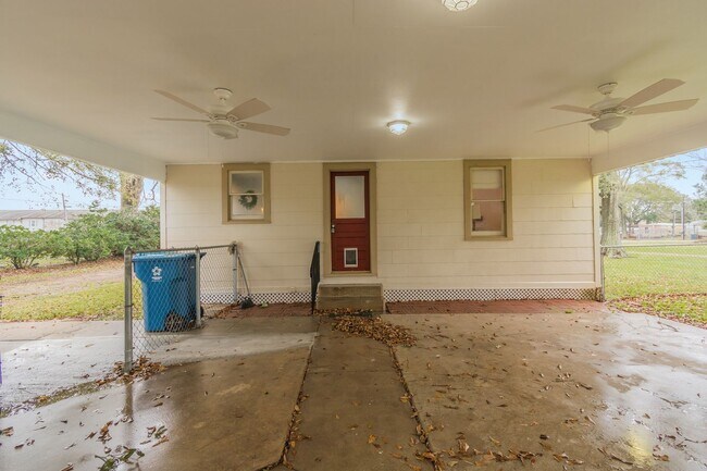 Foto del edificio - 208 Ella St