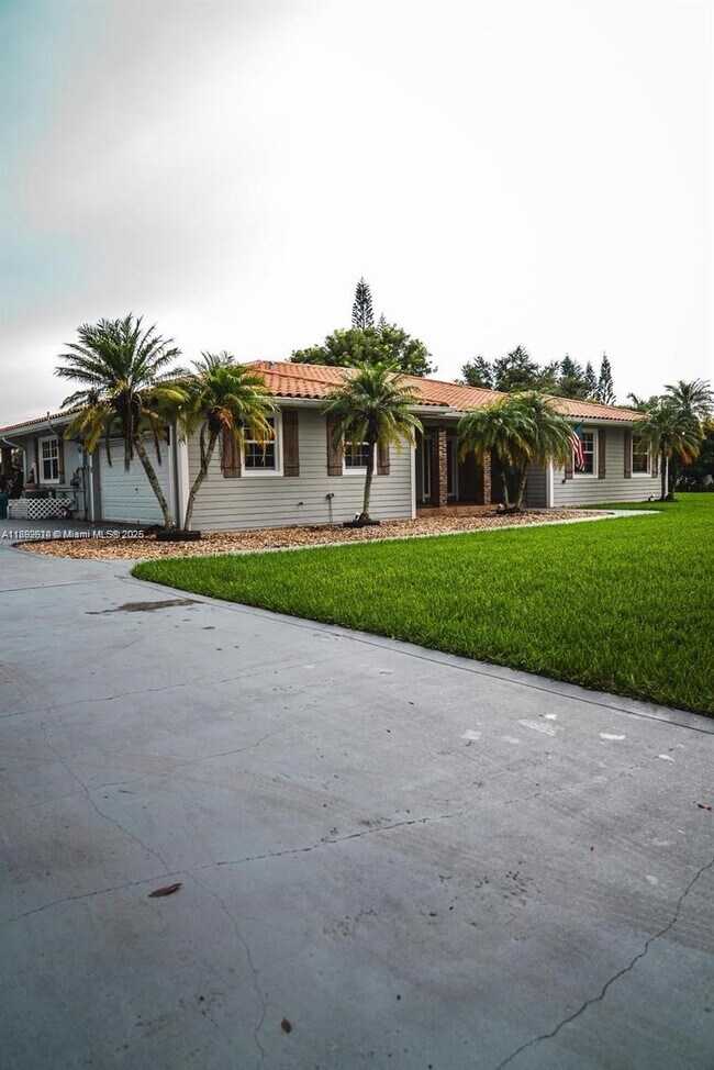 Foto del edificio - 20880 SW 234th St