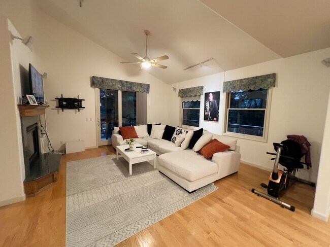 Foto del edificio - 26270 St Andrews Ct