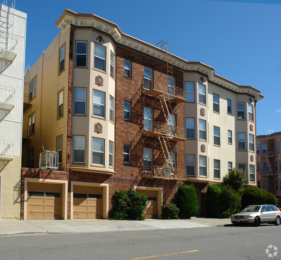 Primary Photo - 1750 Beach St