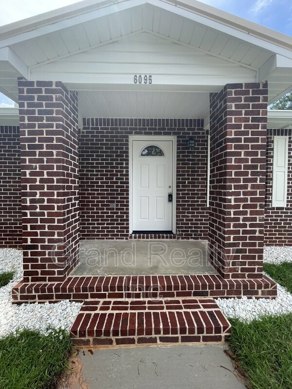 Building Photo - 6095 Carr Rd