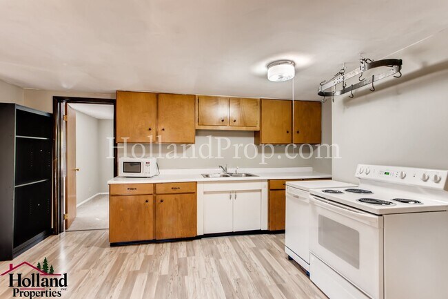 Foto del edificio - Hidden gem in SW Portland 2bd 1bth waiting for you!