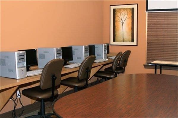 Building Photo - 810 N Frio St