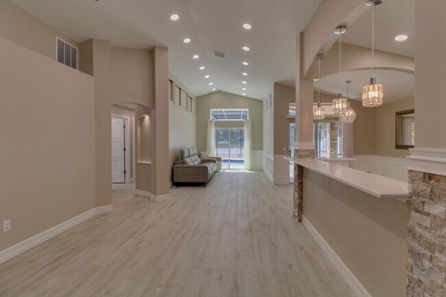 Building Photo - 131 Andrews Rd