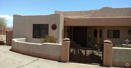 Building Photo - 5640 W Sunset Rd