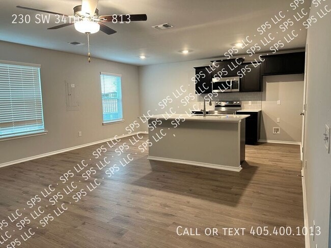 Photo - 230 SW 34th St House